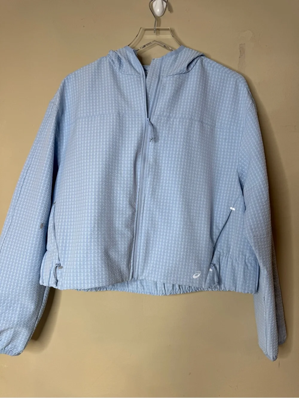 ASICS Women’s Cropped Hooded Zip Jacket Light Blue XL Athletic Running NWOT